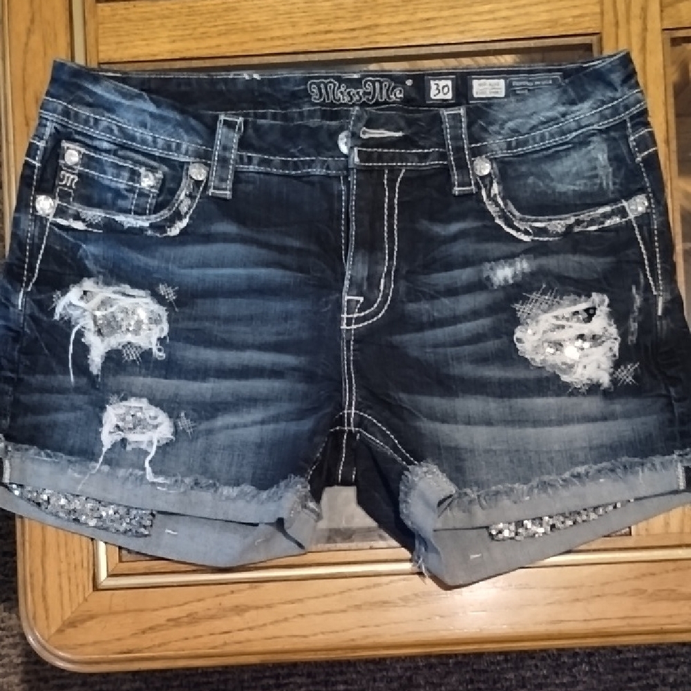 Miss Me Women's Black Denim Shorts